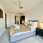 56 Citygate Apartment *