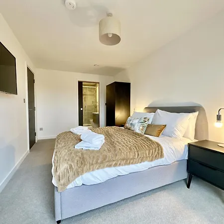 56 Citygate Apartment *