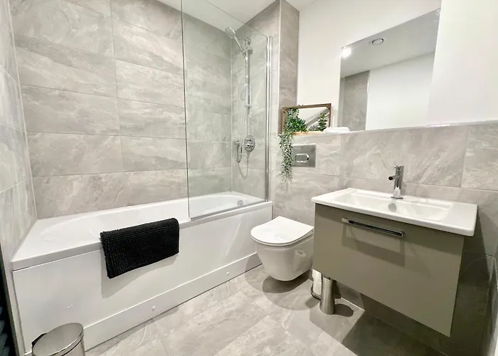 56 Citygate Apartment